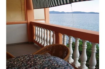Kroatië Privát Bibinje, Exterieur